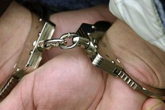 Nach Streit im Restaurant - Mann droht mit Schwert -
