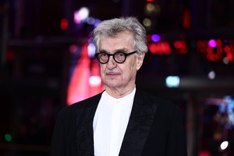 Nach Streit um Nacktszene: Filmakademie plant Austausch - Regisseur Wim Wenders hat angekündigt, seinen Film "Falsche Bewegung" vorerst zurückzuziehen. (Archivbild)
