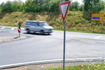 Nach tödlichem Unfall auf B 101 nahe Siebenlehn: Gefahrenstelle wird untersucht - Die Kreuzung nahe Siebenlehn, hier trifft die S 195 auf die B 101, soll untersucht werden.