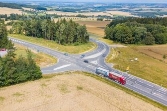 Nach tödlichem Unfall: Landkreis will Kreuzung bei Schneeberg entschärfen -