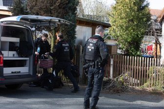 Nach Tötungsverbrechen: Syrau hält an Osterbrauch fest - 