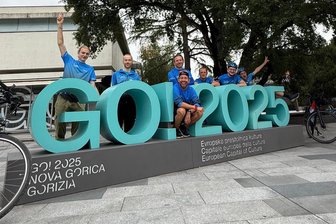 Nach über 3000 Kilometern zu Fuß und mit Rad kommen Chemnitzer Sportler am Samstag wieder zurück - Das Team der „Lauf-KulTour“ bei seiner Ankunft am Dienstag in Nova Gorica (Slowenien).