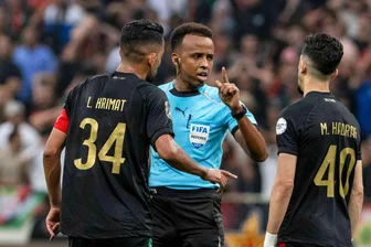 Nach US-Verbot: Schiri Artan in Somalia begeistert empfangen - Der für die Fußball-WM vorgesehene Schiedsrichter Omar Artan durfte nicht in die USA einreisen. (Archivbild)