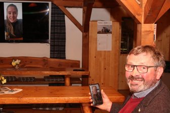Nach zwei Jahren Pause: So soll der Europäische Bauernmarkt in Plauen ab Samstag ablaufen - Michael Bretschneider hat unter anderem eine Live-Schaltung nach Ungarn organisiert. Flora Pek berichtet von den Spezialitäten, welche sie mit ins Vogtland bringt. 