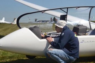 Nachwuchs trainiert Segelflug - 