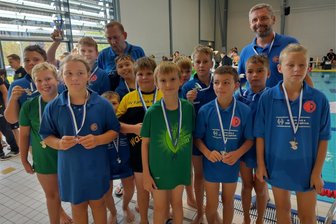 Nachwuchs-Wasserballer aus Auerbach verdienen sich in Plauen Silber - Die U 12 des SV Fortuna Auerbach verdiente sich in Plauen Platz 2.
