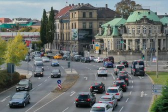 Nadelöhr im Zentrum -