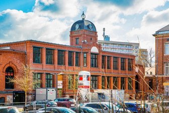 Nächste Etappe auf dem Weg zum neuen Rathaus: der Boden - Das künftige Rathaus der Stadt Flöha soll voraussichtlich im Herbst bezugsfertig sein.
