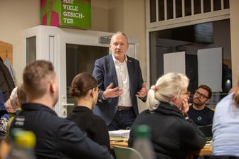 Nächster Vogtland-Kandidat für die Bundestagswahl steht fest: Vogtland-Grüne setzen auf Olaf Horlbeck - Trotz schlechter Karten: Wahlkreiskandidat und Grünen-Chef im Vogtland, Olaf Horlbeck, ist hochmotiviert für den bevorstehenden Wahlkampf.