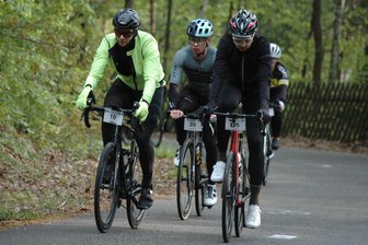 Nächstes Abenteuer auf dem Fahrrad: Rochlitzer startet beim Transcontinental Race und fährt quer durch Europa - Das Everesting auf den Rochlitzer Berg nutzte Daniel Gottschalk (l.) im Frühjahr schon, um sich auf das Transcontinental Race vorzubereiten. Dabei stellte er seine Nahrungsaufnahme schon leicht um.