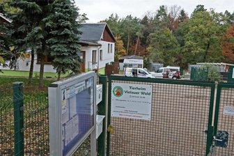 Nächtlicher Einbruch im Tierheim in Vielau: Welchen Schaden die Täter hinterlassen haben - Einbrecher waren in der Nacht von Sonntag zu Montag im Tierheim in Vielau.