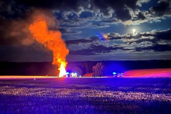 Nächtlicher Feuerschein in Mülsen -
