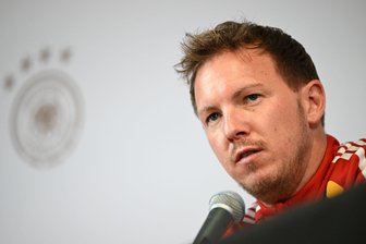 Nagelsmann nach Karl-Verletzung: "Kann trotzdem stolz sein" - Musste Lennart Karl trösten: Bundestrainer Julian Nagelsmann