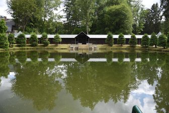 Naturbad-Förderverein freut sich über Finanzspritze - Blicks ins historische Naturbad von Bad Elster.