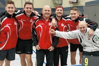 Nerven wie Drahtseile - Lennart Bergauer, Jan Polansky, Jiri Fafek, Marek Vojtek, Miroslav Cervený und Steffen Meier-Knietzsch (v. l.) freuten sich über den hart erkämpften Heimsieg. 