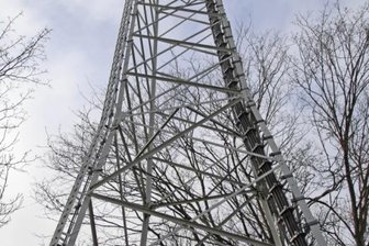 Netzbetreiber investieren in Funkmasten - Am Funkmast im Bobritzsch-Hilbersdorfer Ortsteil Oberbobritzsch ist die LTE-Technologie bereits im Einsatz. 