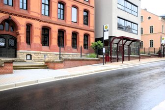 Netzschkau springt für den Freistaat ein und rettet Fördermittel - Dank der Fördermittel konnte die Sanierung der Schulstraße realisiert werden.