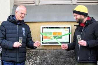Netzschkau und die kaum genutzte Mobilitätstafel: Scheitert der Modellversuch oder erhält er eine zweite Chance? - Vor einem Jahr guter Dinge: Bürgermeister Mike Purfürst und Michael Golze von der Deutschen Umweltstiftung.