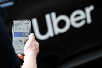 Neu in Chemnitz: In fünf Schritten zur ersten Uber-Fahrt - Die App Uber kann seit vergangener Woche in Chemnitz genutzt werden.