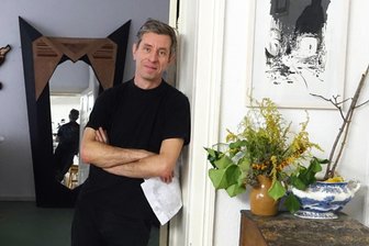 Neuauflage für Greizer Format „Prominente im Gespräch“ - Der Greizer Künstler Henrik Schrat ist bei „Prominente im Gespräch“ dabei.