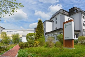 Neuausrichtung von Paracelsusklinik im Vogtland: Alle Adorfer Stationen ziehen nach Schöneck - Am Standort Schöneck werden ab 1. Oktober alle stationären Leistungen von Paracelsus im oberen Vogtland konzentriert.