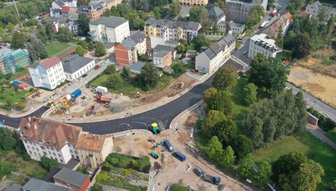 Neue B 175 im Werdauer Zentrum kurz vor der Fertigstellung -
