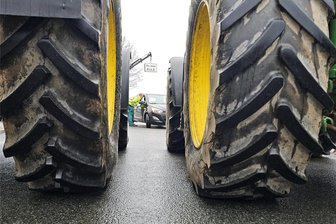 Neue Bauernproteste im Vogtland: Darauf müssen sich Autofahrer am Freitag und Samstag einstellen - Landwirte aus dem Vogtland setzen ihre Proteste am Freitag und Samstag fort.