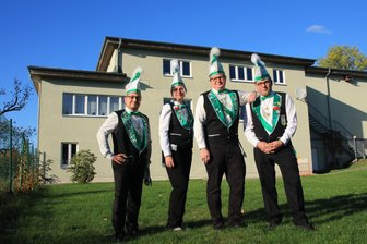 Neue Besen bei vogtländischem Carnevals Club: Was die neuen Chefs alles vorhaben - Der Elferrat, Jens Reinhold, Tina Pierung, Andreas Lenk und Mario Behlau organisieren zum ersten Mal als Vorstand eine Jubiläumsveranstaltung.
