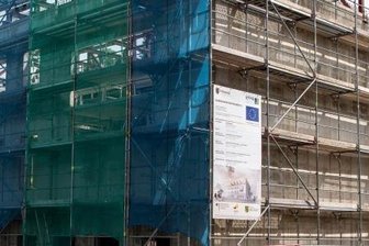 Neue Bibliothek kommt unter Dach und Fach -