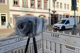 Neue Blitzer in Frankenberg? - Spekulationen um eine neue Kamera am Frankenberger Markt. Passanten vermuten, dass es sich um einen Blitzer handelt.