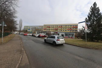 Neue Fahrbahndecke für Max-Planck-Straße in Zwickau-Eckersbach - Die Max-Planck-Straße soll noch in diesem Jahr eine neue Fahrbahndecke erhalten.