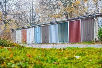 Neue Garagen-Pacht ärgert Schneeberger - In Schneeberg steigt die Pacht für die Garagen auf kommunalen Grund. 