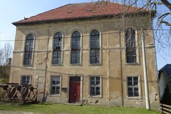 Neue Hoffnung für das alte Bethaus erwacht - Im Rittergut Bräunsdorf war 1722 das Schul- und Bethaus unter der Bauherrschaft von Romanus Teller errichtet worden. 