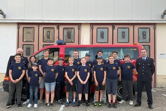 Neue Kinderfeuerwehr soll in Pausa-Mühltroff Lust aufs Ehrenamt machen - Die Pausaer Jugendfeuerwehr kann sich sehen lassen. Jugendwart Oliver Eckardt (links) und sein Stellvertreter Steve Rammig.