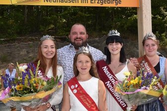 Neue Königin gekrönt -