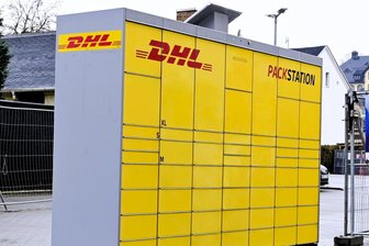 Neue Packstation geht im Erzgebirge in Betrieb - DHL hat eine neue Packstation in Lauter-Bernsbach in Betrieb genommen.