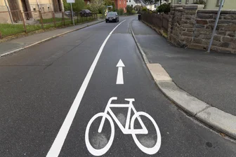Neue Regelung für Radfahrer in Annaberg-Buchholz - Radfahrer dürfen die Damaschkestraße in Annaberg nun in beiden Richtungen befahren.