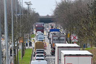 Neue Sperrung an Neefestraße: Nächste Bauphase beginnt - Die Neefestraße ist eine der wichtigsten Einfahrtsstraßen nach Chemnitz.