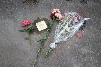Neue Stolpersteine in Burgstädt: Die bewegenden Biografien dahinter - Im Oktober 2013 wurde im Burgstädter Ortsteil Herrenhaide ein Stolperstein für den Kommunisten Albert Hößler verlegt. Jetzt sollen sechs neue Steine zur Erinnerung an NS-Opfer gesetzt werden.