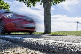 Neue Straßensperrungen im Erzgebirge: Wo Bauarbeiten starten - Die 268 zwischen Crottendorf und Scheibenberg - hier ein Archivfoto - wird nächste Woche für einige Tage gesperrt. Auf anderen Strecken im Erzgebirge starten ebenso Bauarbeiten - auch solche, die länger dauern.