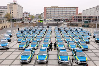 Neue Streifenwagen werden automatisch zum Tatort navigiert - 