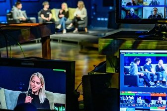 Neue Studienangebote in Mittweida - Hinter den Kulissen beim digitalen Hochschulinformationstag: Im neuenStudiengang Medientechnik liegt ein Schwerpunkt auf technischen Aspekten wie es sie für Live-Übertragungen braucht. 