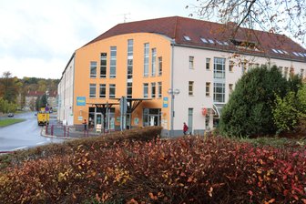 Neue Tagesklinik im Vogtland: Für wen das Angebot in Rodewisch gedacht ist - Das Krankenhaus Rodewisch hat eine neue Tagesklinik eröffnet.