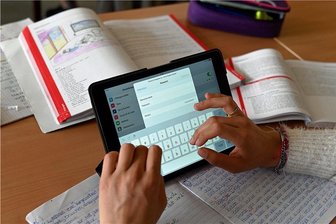 Neue Technik an Weischlitzer Oberschule soll Homeschooling absichern -