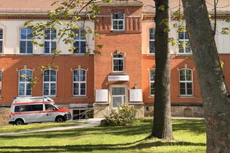 Neue viszeralchirurgische Praxis eröffnet in Chemnitz – Terminvergabe und Schwerpunkte - In der Poliklinik am Zeisigwald eröffnet im Mai eine neue Praxis.