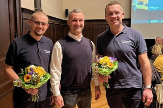 Neue Wehrleitung für Leubetha - Thomas Muck (r.) wurde zum Leubethaer Wehrleiter, Erik Ludwig (l.) zum Vize durch Bürgermeister Rico Schmidt berufen.