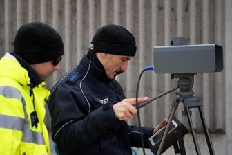 Neuer Bußgeldkatalog: Landkreis Mittelsachsen stoppt vorerst Bescheide - Die Messergebnisse werden weiterhin den Bußgeldbehörden übermittelt.