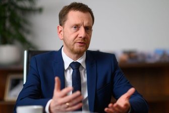 Michael Kretschmer (CDU), Ministerpräsident von Sachsen, spricht.