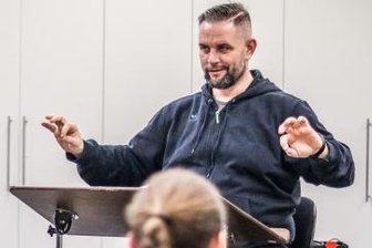 Neuer Dirigent für die Bläserkids - Sven Lerchenberger dirigiert nun die Bläserkids.