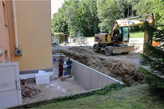 Neuer Eingangsbereich für Kita „Sonnenschein“ in Schwarzenberg - Die Neugestaltung des Außengeländes in Regie der Firma Lorenz Bau hat begonnen.
